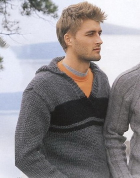 мужской свитер с капюшоном спицами
